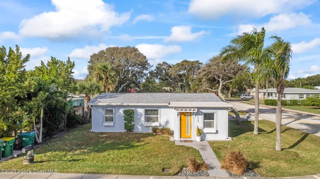 172 Woodland Avenue, Cocoa Beach, FL 32931