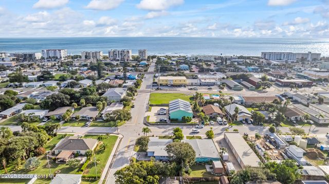 172 Woodland Avenue, Cocoa Beach, FL 32931