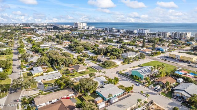 172 Woodland Avenue, Cocoa Beach, FL 32931