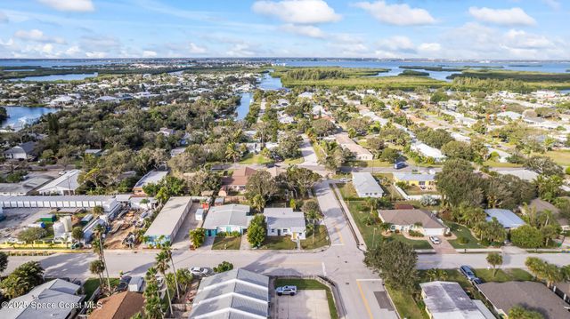 172 Woodland Avenue, Cocoa Beach, FL 32931