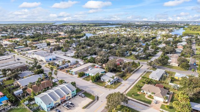 172 Woodland Avenue, Cocoa Beach, FL 32931