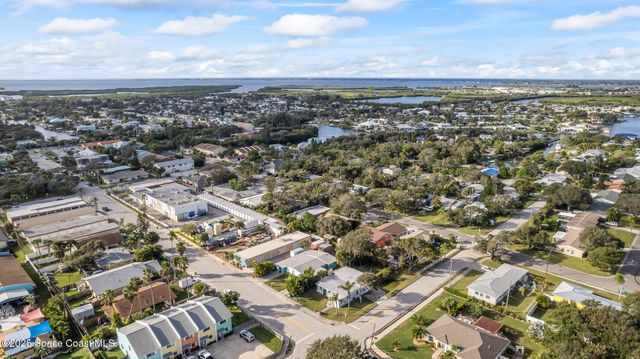 172 Woodland Avenue, Cocoa Beach, FL 32931