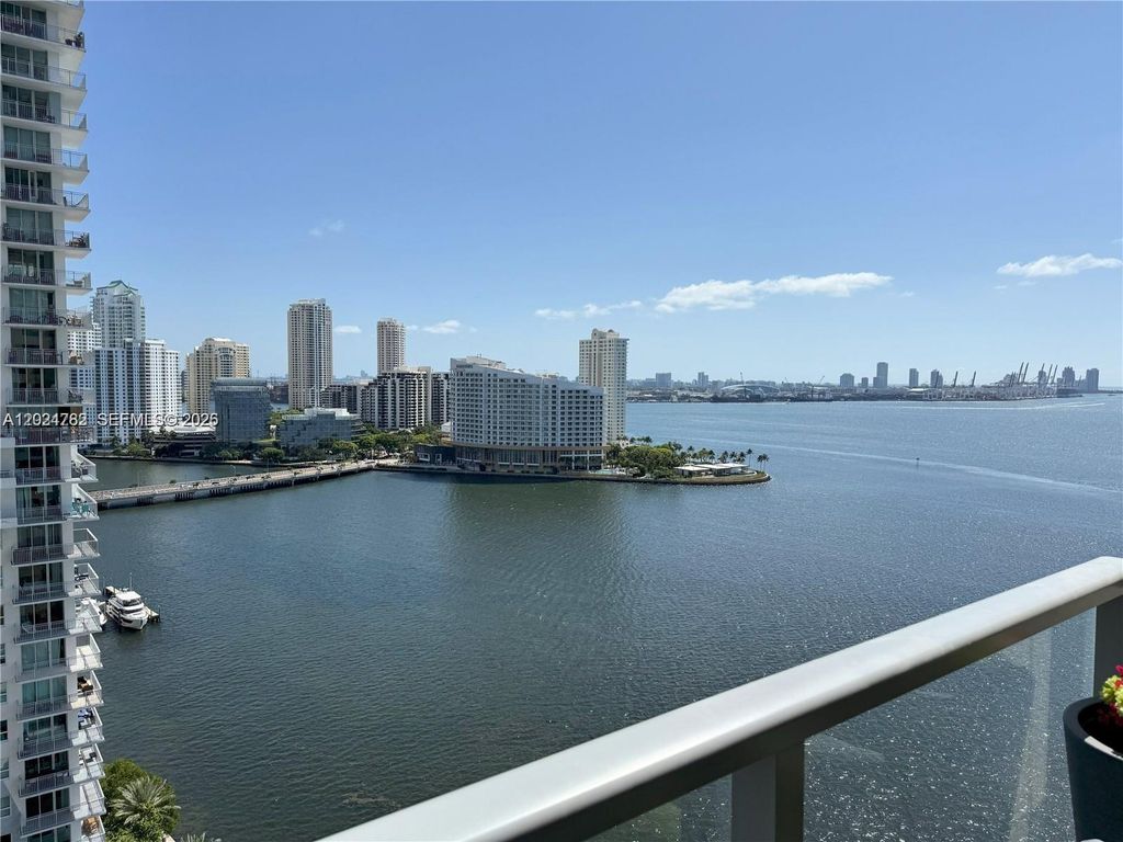 1155 Brickell Bay Dr 2108, Miami, FL 33131