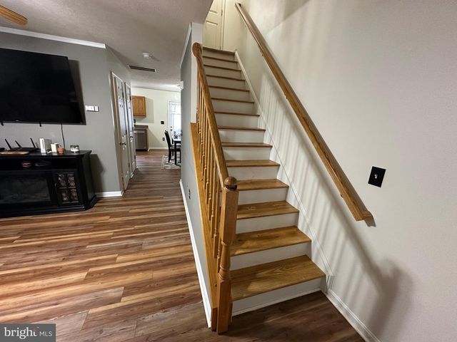 460 CHERRYDALE AVE, Front Royal, VA 22630