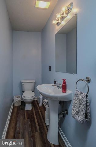 460 CHERRYDALE AVE, Front Royal, VA 22630