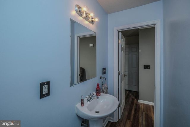 460 CHERRYDALE AVE, Front Royal, VA 22630