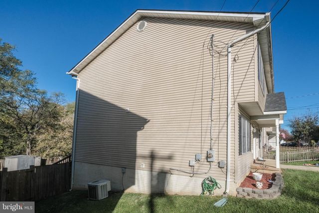 460 CHERRYDALE AVE, Front Royal, VA 22630
