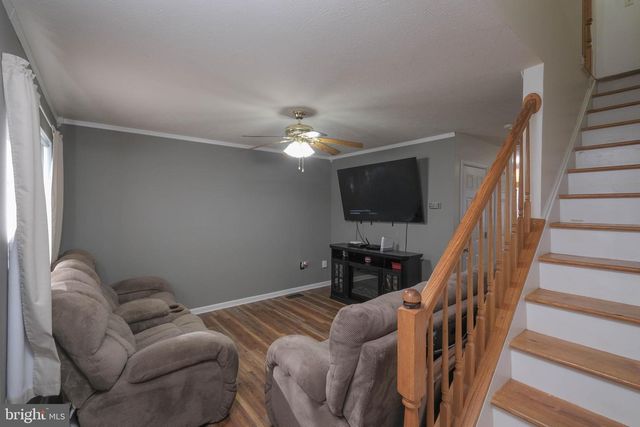 460 CHERRYDALE AVE, Front Royal, VA 22630