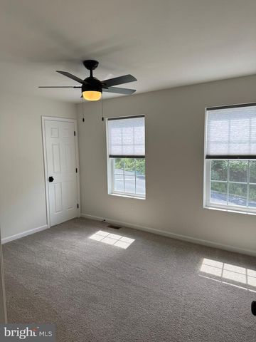 1275 DIETZ RD, Red Lion, PA 17356