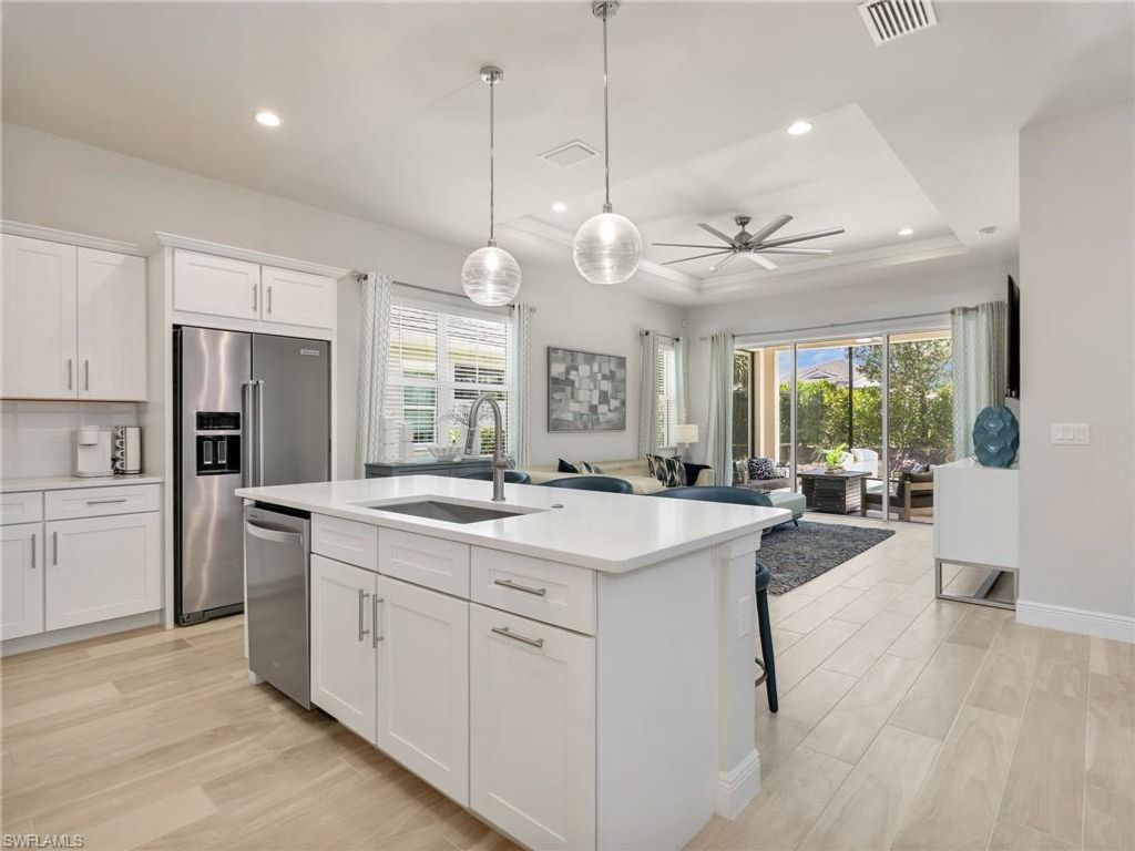 9040 Saint Lucia DR, NAPLES, FL 34114 — photo 4