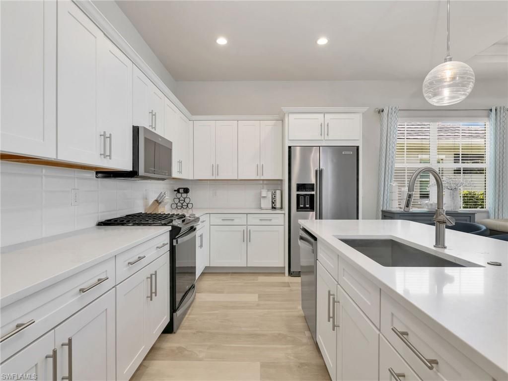 9040 Saint Lucia DR, NAPLES, FL 34114 — photo 5