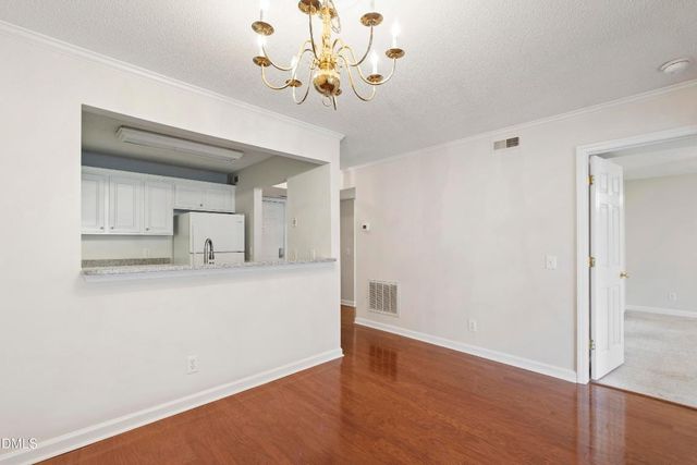 1210 Westview Lane 303, Raleigh, NC 27605