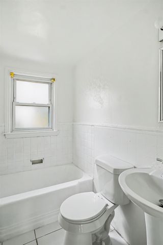 533 E 12 Street, Flint, MI 48503