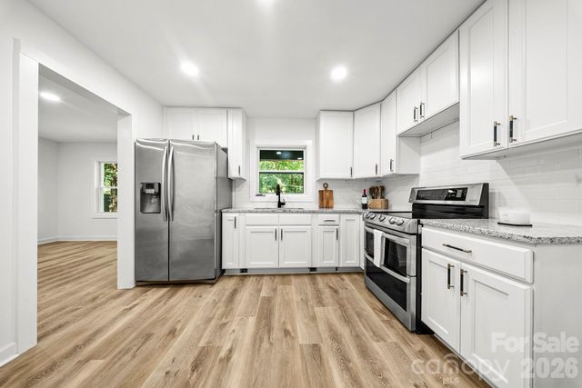 2500 Markham Court, Charlotte, NC 28205