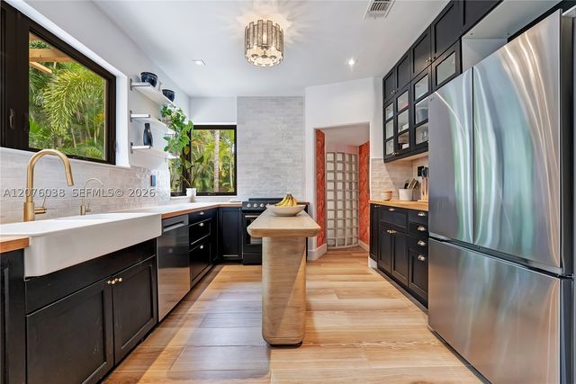 10301 N Miami Ave, Miami Shores, FL 33150