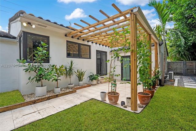 10301 N Miami Ave, Miami Shores, FL 33150
