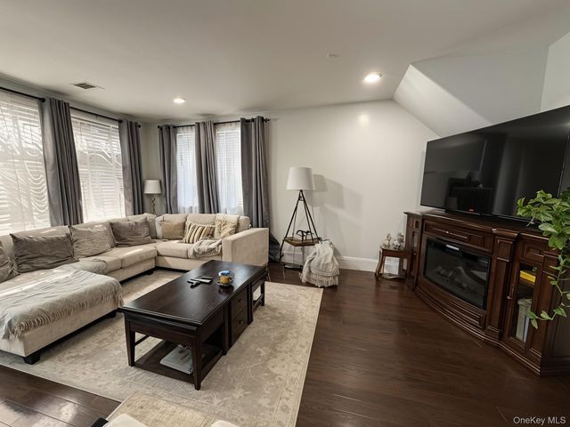 244 Beach 79th Street, Rockaway Beach, NY 11693