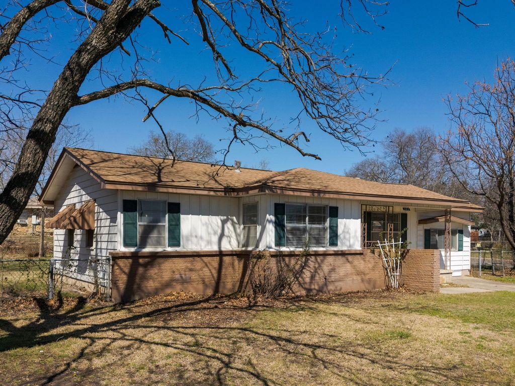 302 East ST, Copperas Cove, TX 76522