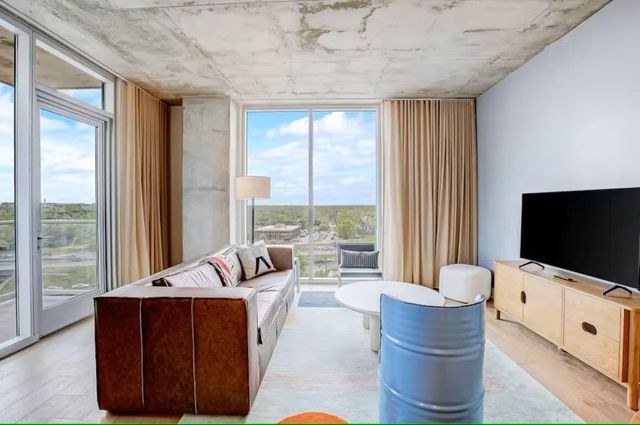 48 East Ave 1104, Austin, TX 78701