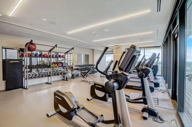 48 East Ave 1104, Austin, TX 78701