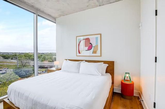 48 East Ave 1104, Austin, TX 78701