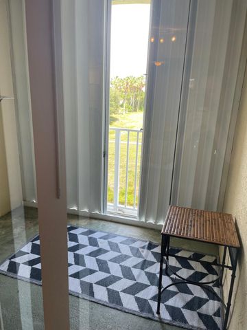 2060 Greenview Shores Boulevard 319, Wellington, FL 33414