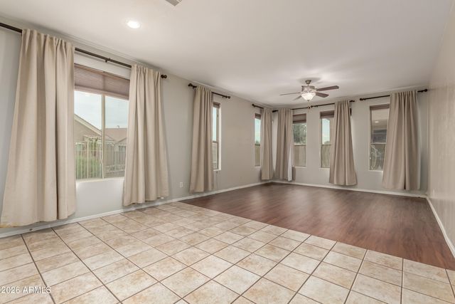 3078 S SOUTHWIND Drive, Gilbert, AZ 85295