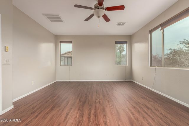 3078 S SOUTHWIND Drive, Gilbert, AZ 85295