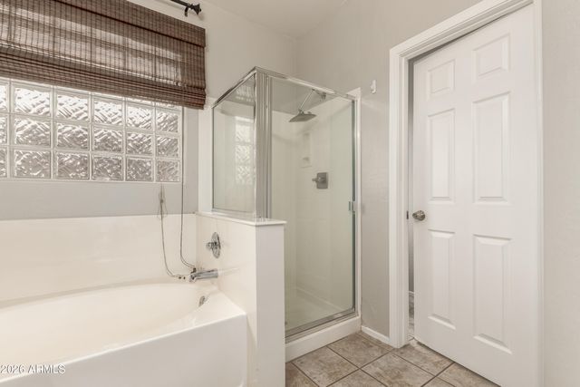 3078 S SOUTHWIND Drive, Gilbert, AZ 85295