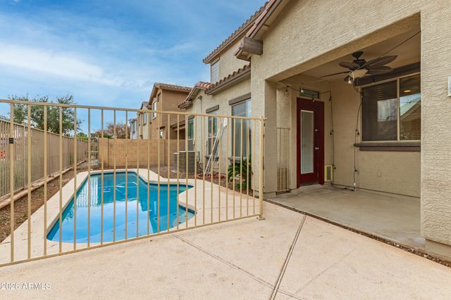 3078 S SOUTHWIND Drive, Gilbert, AZ 85295