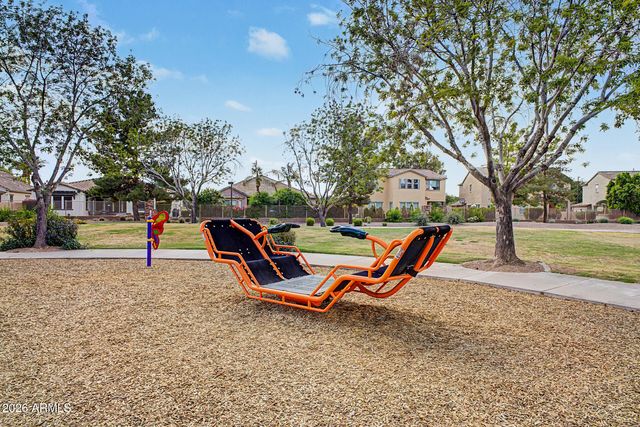 3078 S SOUTHWIND Drive, Gilbert, AZ 85295