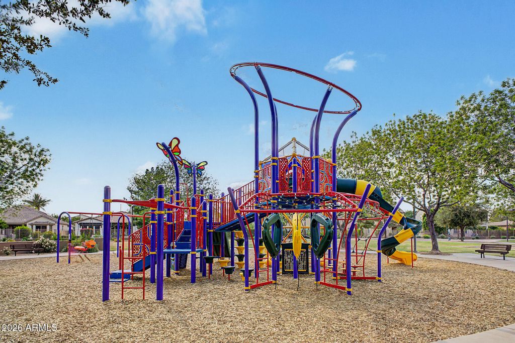 Image 48 of property listing at 3078 S SOUTHWIND Drive, Gilbert, AZ 85295