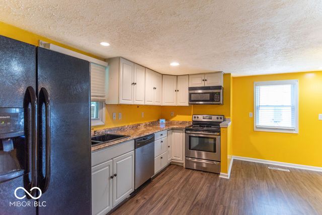 349 Ellis Street, Plainfield, IN 46168