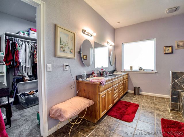 119 Golf Club Drive, Burneyville, OK 73430