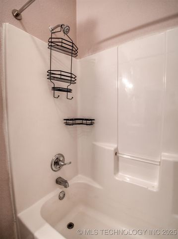 119 Golf Club Drive, Burneyville, OK 73430