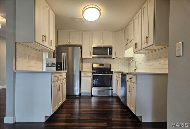 1539 Papillon Drive, Creve Coeur, MO 63146