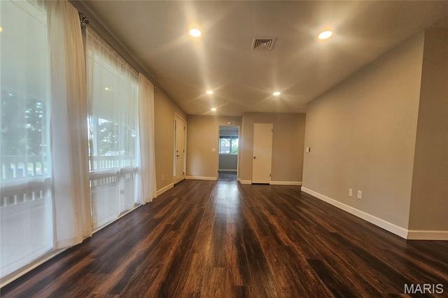 1539 Papillon Drive, Creve Coeur, MO 63146