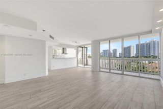 1000 Island Blvd 707, Aventura, FL 33160