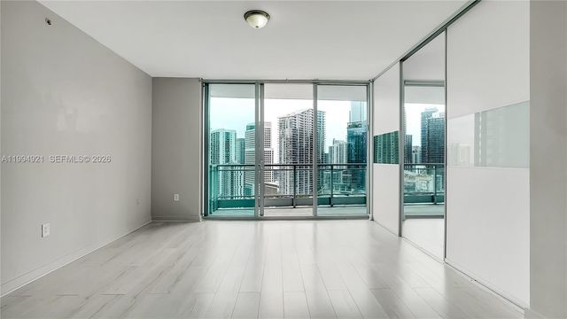 90 SW 3rd St 3003, Miami, FL 33130