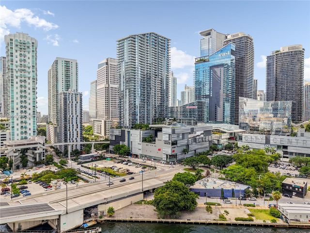 90 SW 3rd St 3003, Miami, FL 33130