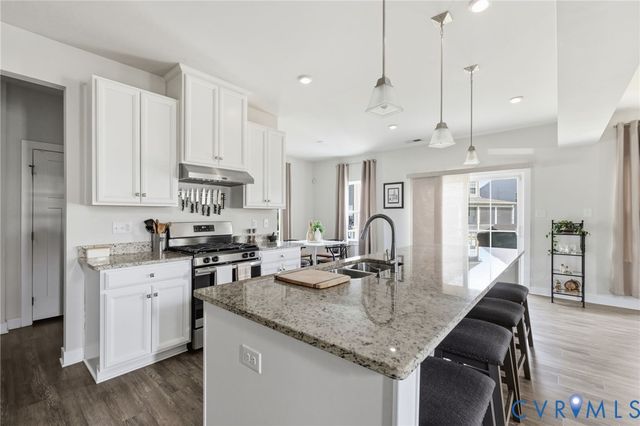 15612 Cambria Cove Blvd, Chesterfield, VA 23112