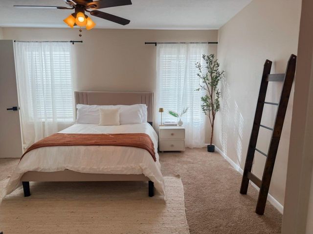 6405 Ella Lee Lane, Houston, TX 77057