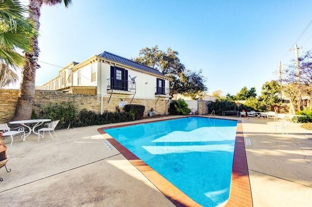 6405 Ella Lee Lane, Houston, TX 77057