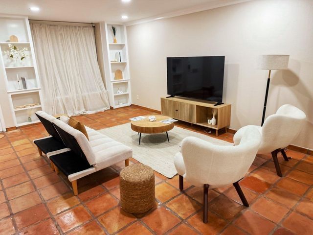 6405 Ella Lee Lane, Houston, TX 77057