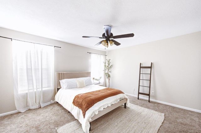 6405 Ella Lee Lane, Houston, TX 77057