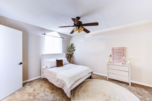 6405 Ella Lee Lane, Houston, TX 77057