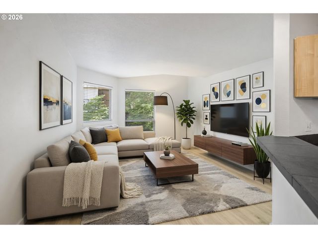 1535 Sw CLAY St 239, Portland, OR 97201