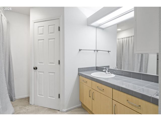 1535 Sw CLAY St 239, Portland, OR 97201