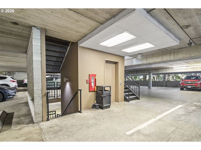1535 Sw CLAY St 239, Portland, OR 97201