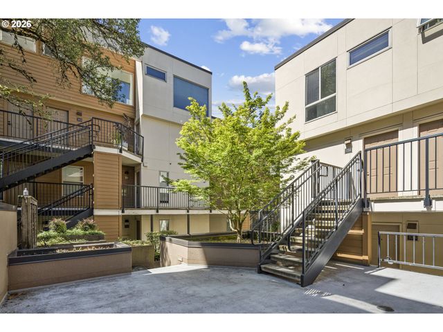1535 Sw CLAY St 239, Portland, OR 97201